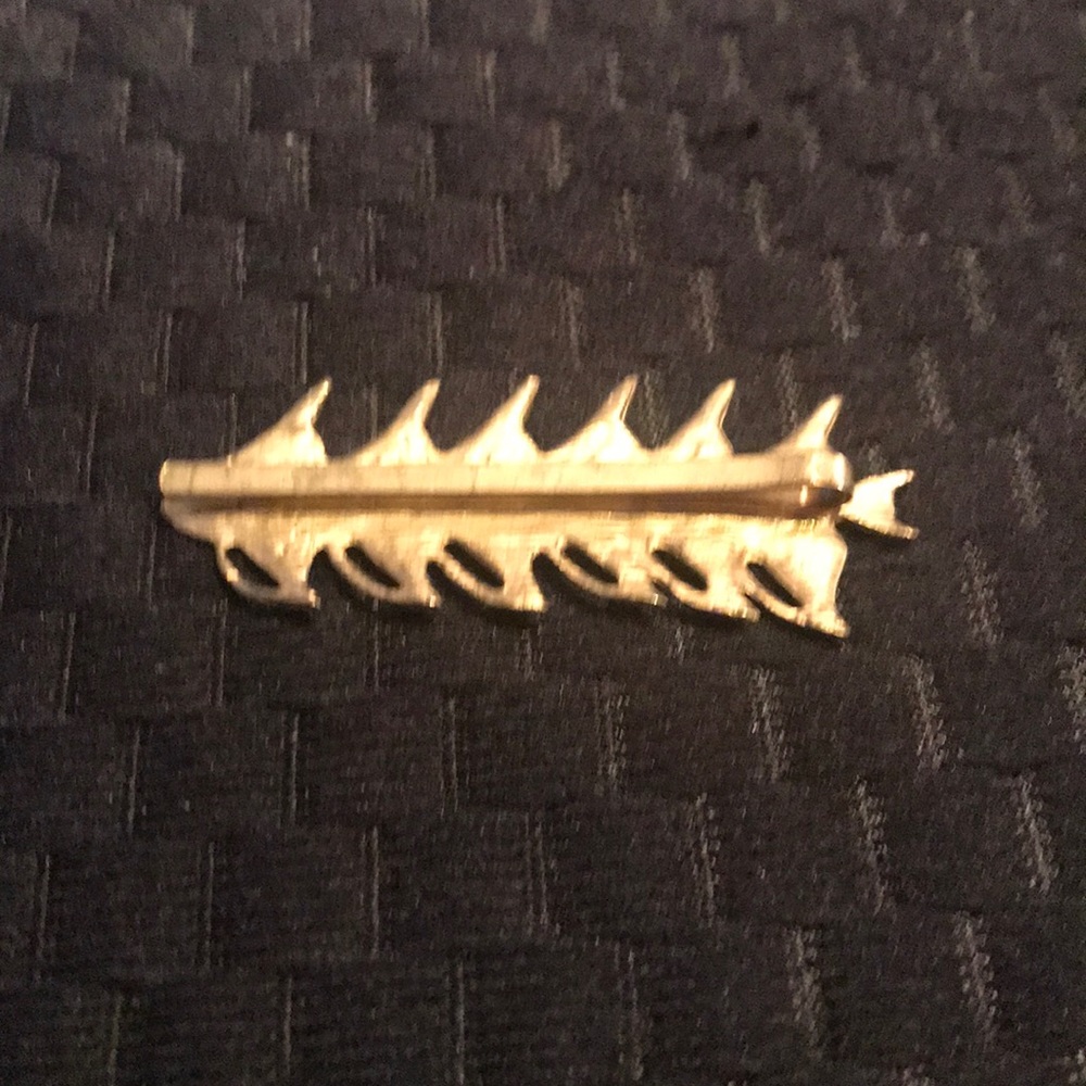 Gold Fish Clip - Picture 2 of 2